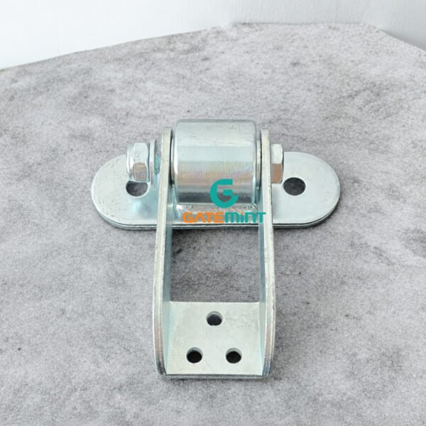 Bản Lề Lệch Tâm Cho Cổng Lùa Cong GateMint chuyên dụng cho cổng lùa cong, cổng lùa vòng cung. Góc mở lớn và lệch tâm giúp cổng khi mở đến đoạn cổng bo cong không bị cấn ray, giúp cổng vận hành mượt mà ổn định