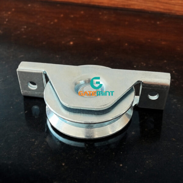 Bánh Xe Cổng Trượt Ray V, D80, Đế Gắn Âm GateMint chất liệu thép mạ kẽm bạc đạn cao cấp, giúp cổng lùa vận hành êm ái, không gây tiếng ốn, chịu tải cao và chống mài mòn hiệu quả, chuyên sử dụng cho cổng lùa
