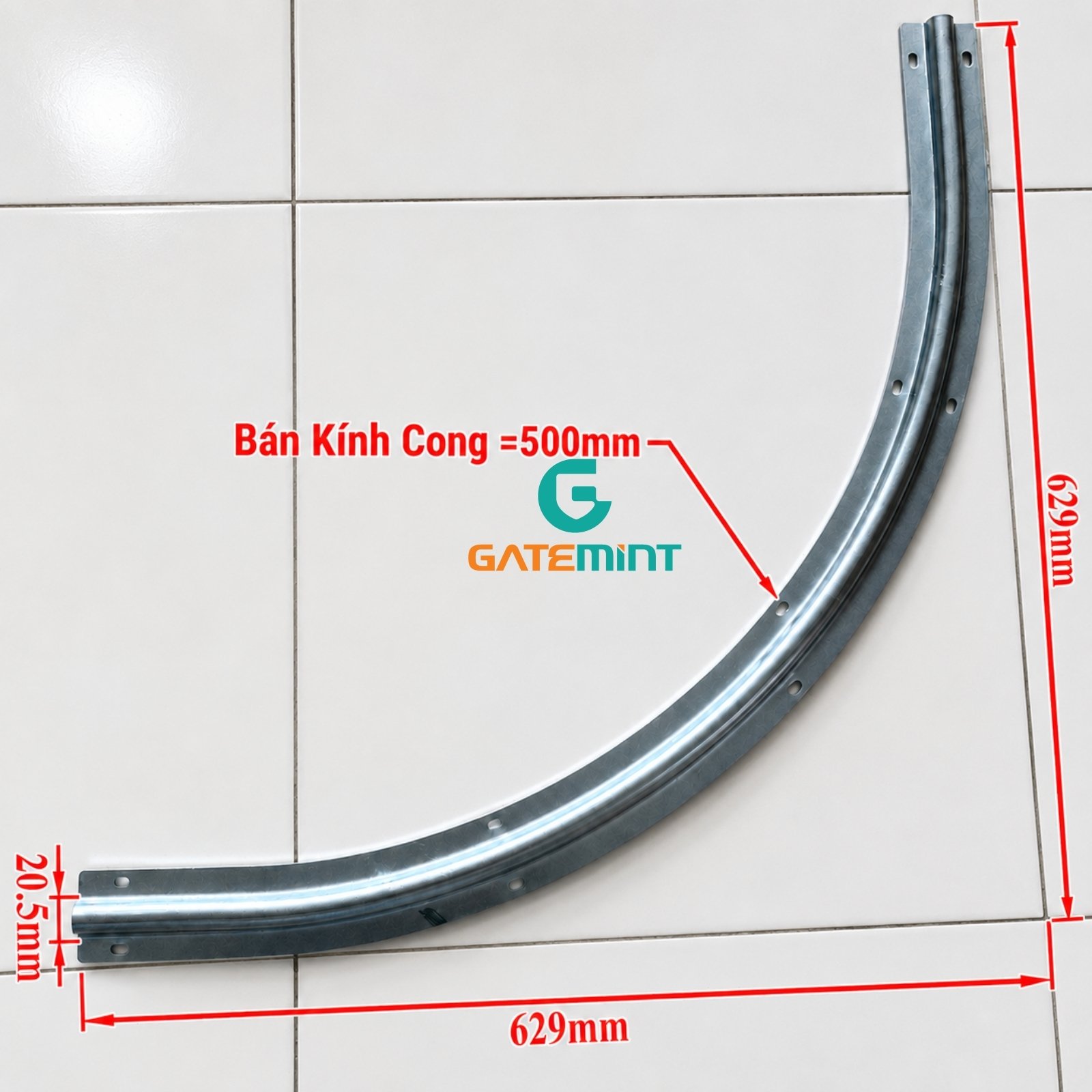 Đoạn Ray Cong chuyên dụng Cho Cổng Lùa Cong giúp dẫn hướng cổng lùa đúng hướng theo góc cong, giúp cổng chạy mượt mà không lo bị lệch hướng, bền bỉ theo theo thời gian