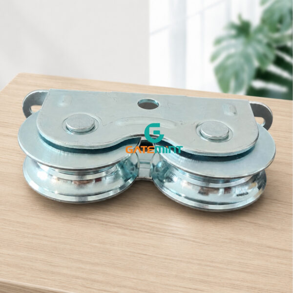 Bánh Xe Đôi Cổng Trượt Ray UV, D80 GateMint được thiết kế chắc chắn với khả năng chịu tải cao, giúp cổng vận hành ổn định và êm ái, chuyên sử dụng cho cổng lùa