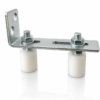 Bộ dẫn hướng cổng lùa 2 con lăn D30x40 Gatemint bằng thép mạ kẽm kết hợp con lăn chất liệu nilong cao cấp chống mài mòn giúp cổng trượt vận hành ổn định, giảm rung lắc và chống mài mòn hiệu quả