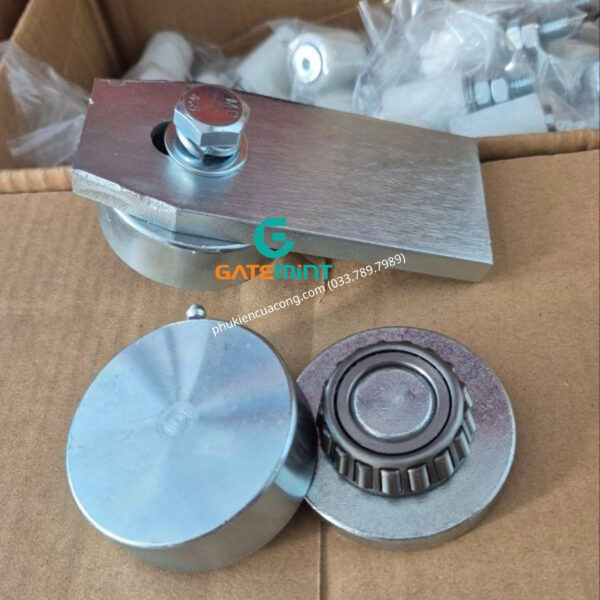 BẢN LỀ CỐI XOAY 360 ĐỘ VÒNG BI CÔN CHỊU TẢI CAO Gatemint vòng bi đũa chuyên dùng cho cổng mở cánh, xoay nhẹ êm, không giới hạn góc mở, giúp giảm tải cho cổng hiệu quả. Phù hợp với tất cả mẫu cổng mở cánh