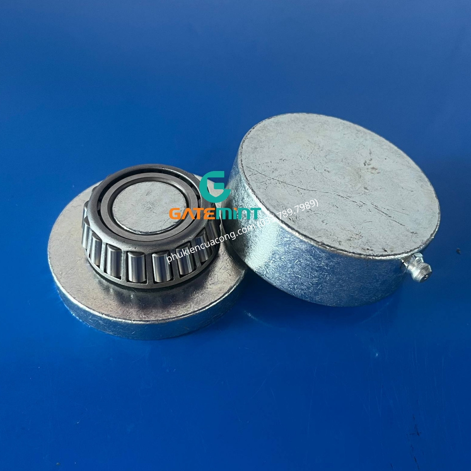 BẢN LỀ CỐI XOAY 360 ĐỘ VÒNG BI CÔN CHỊU TẢI CAO Gatemint vòng bi đũa chuyên dùng cho cổng mở cánh, xoay nhẹ êm, không giới hạn góc mở, giúp giảm tải cho cổng hiệu quả. Phù hợp với tất cả mẫu cổng mở cánh
